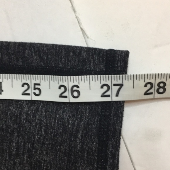 Athleta crop athletic pants size S - Picture 4 of 6